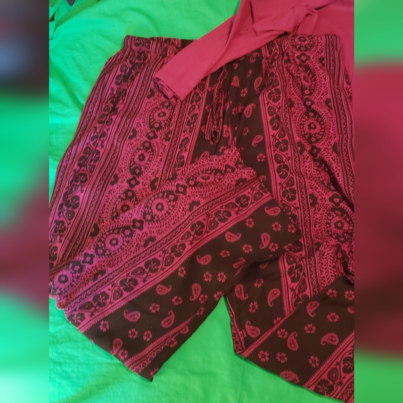 Anthony Richards 2 Piece Women's Long Sleeve and Pant Size 1X Red - Picture 2 of 5